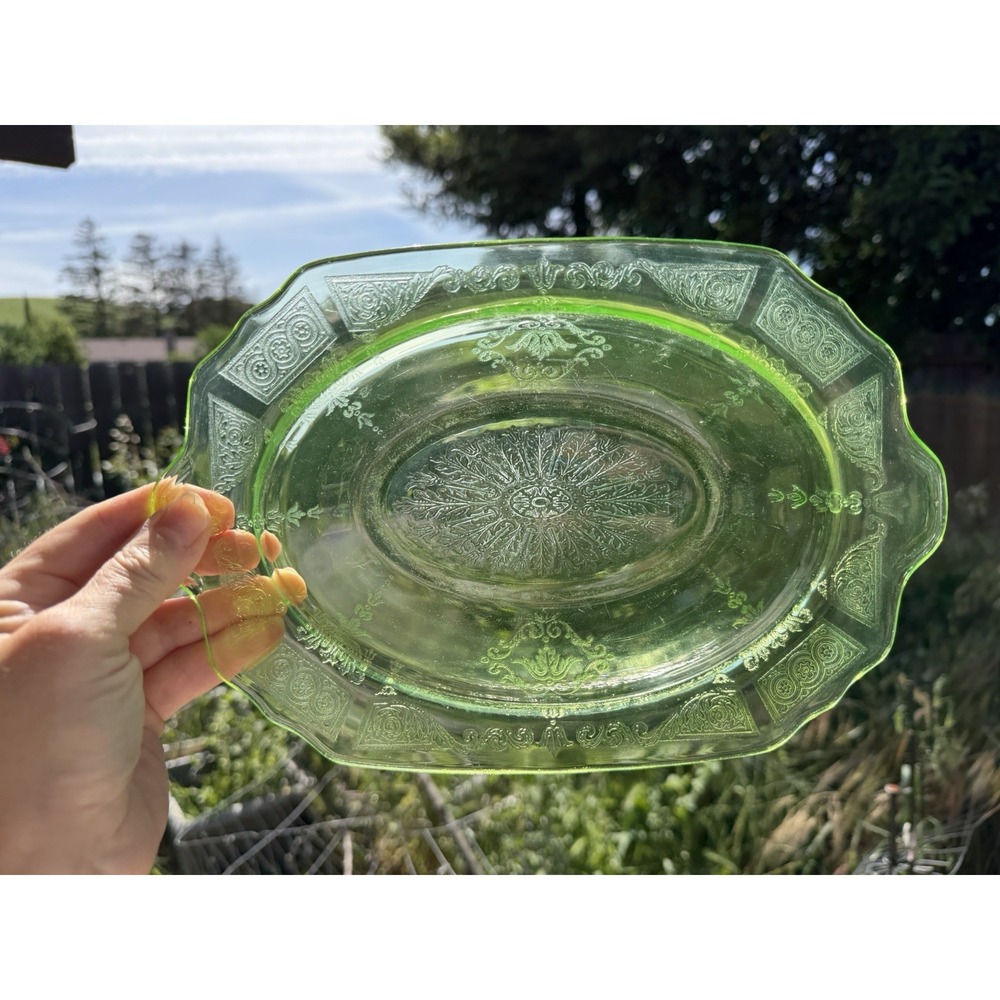 Uranium Glass Green Depression Oval Bowl‎ Glows Floral Etched Vintage 11"